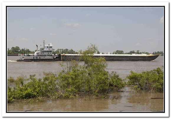 38 tug  MV Sylvia M LeBoeuf Mississippi River